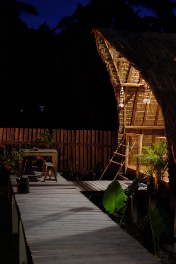 Palayan Paradise Huts San Vicente  Buitenkant foto